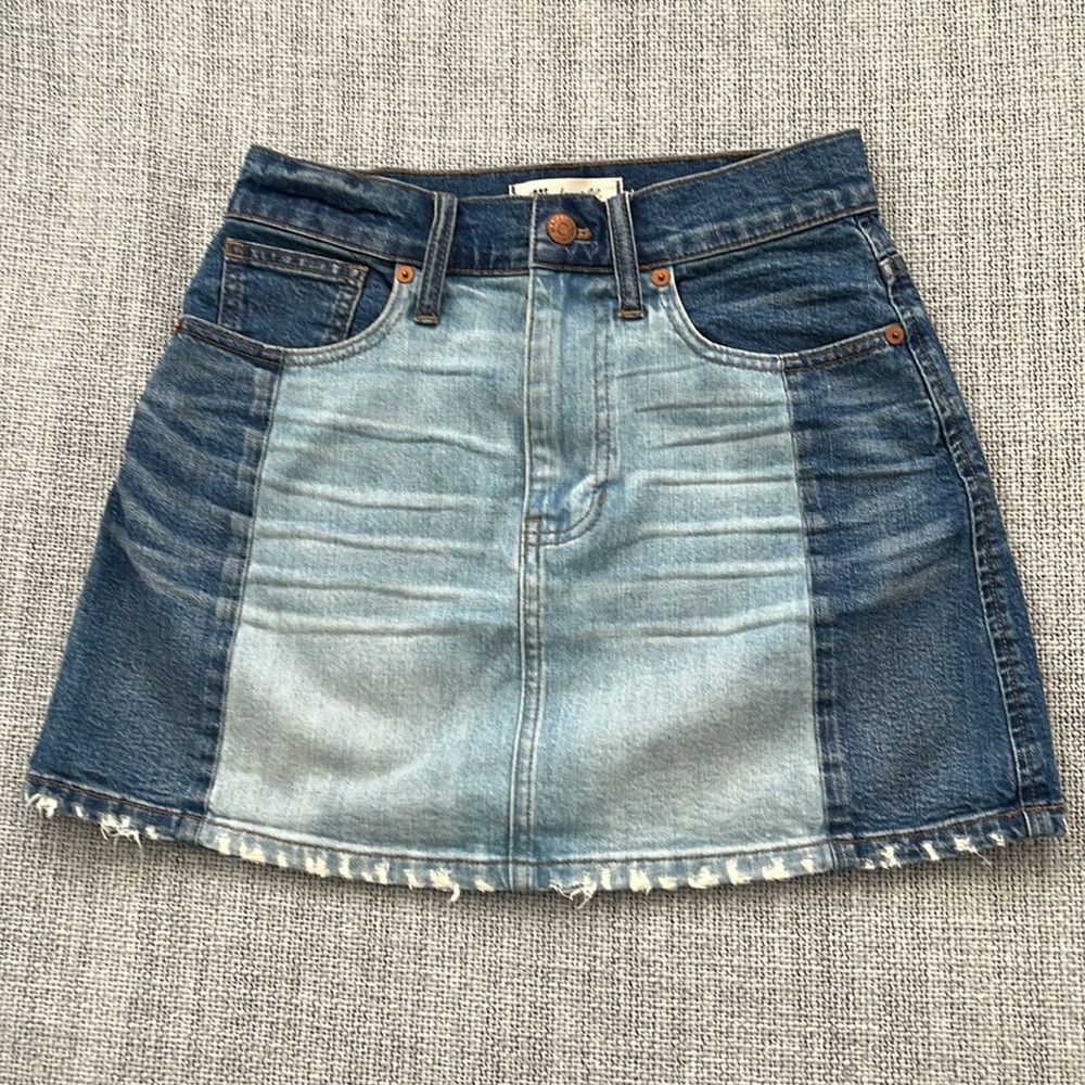 Madewell Two Tone Denim Mini Skirt Size Small